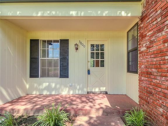 4th image of 3800 Kings Ct