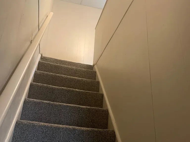 525 E Philadelphia St — Photo 18
