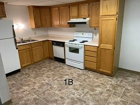 2 bed, 900 sqft, $1,050 — Photo 2