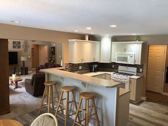 4th image of 1416 Hammel Dr