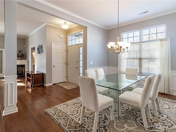 4th image of 3807 Sandtrap Cir