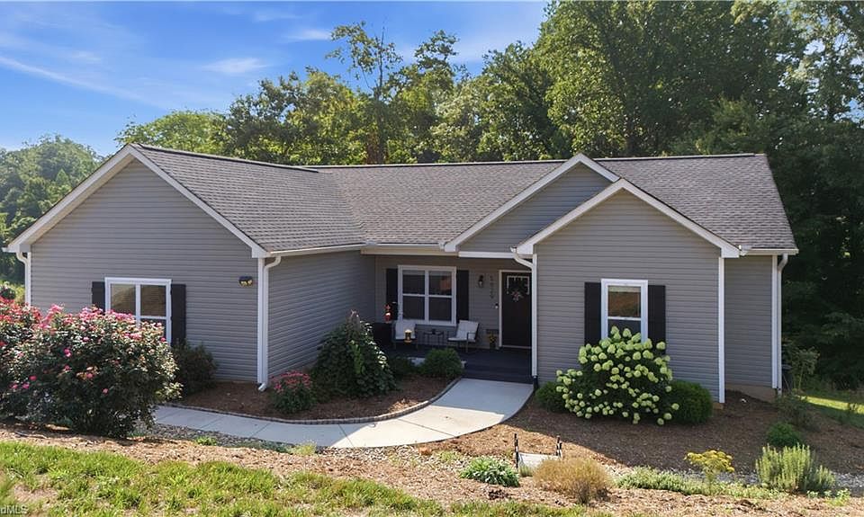 1st image of 5629 Crooked Oak Dr