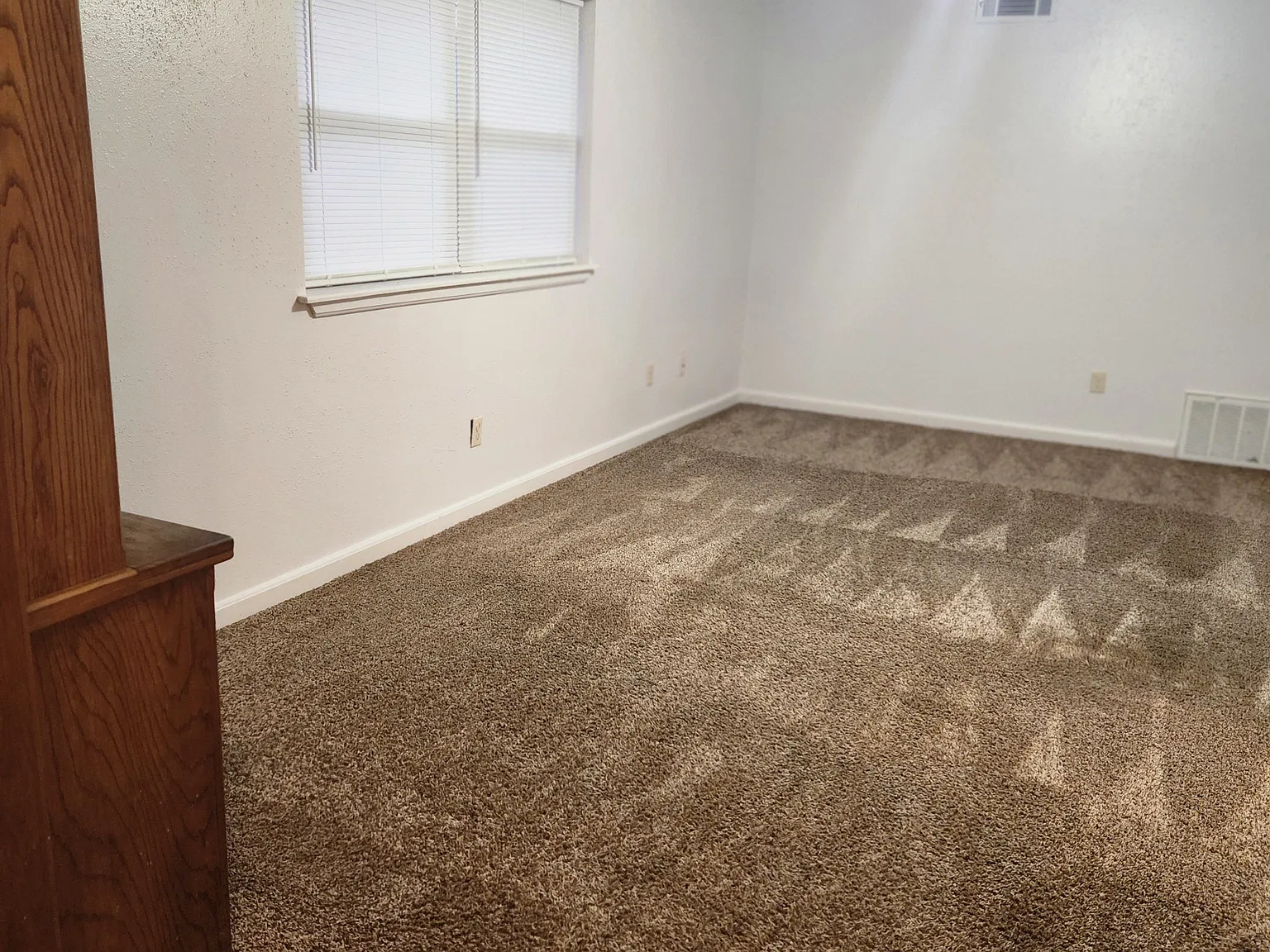 3 bed, 1224 sqft, $1,000 — Photo 3
