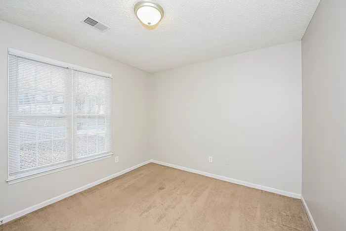 228 Chadford Rd — Photo 9