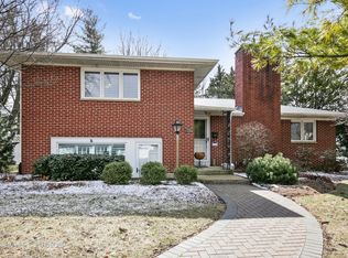 1009 Erie St, Elgin, IL 60123