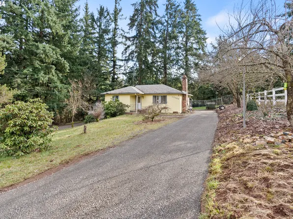 17086 S Gronlund Rd, Oregon City, OR 97045