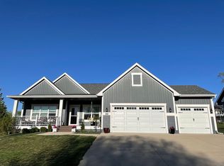 1009 S 12th St, Adel, IA 50003