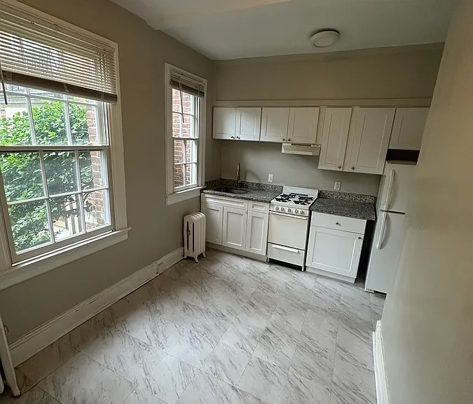 2530 Q St NW #5 — Photo 3