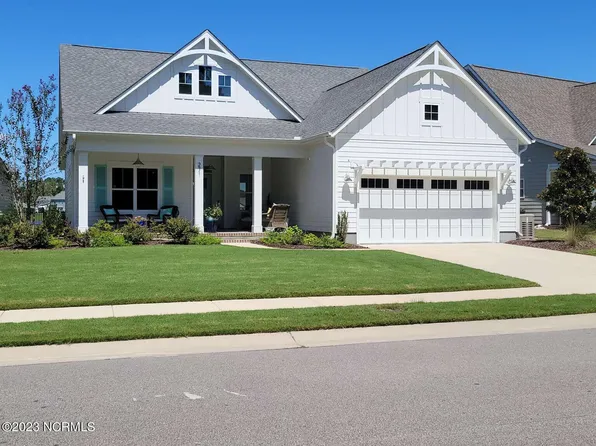 271 Hanover Lakes Drive, Wilmington, NC 28401