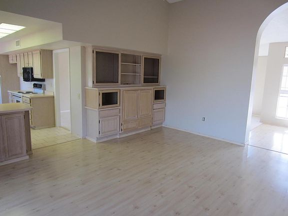5th image of 13726 W Franciscan Dr