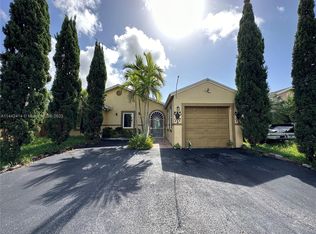24855 SW 128th Pl, Homestead, FL 33032