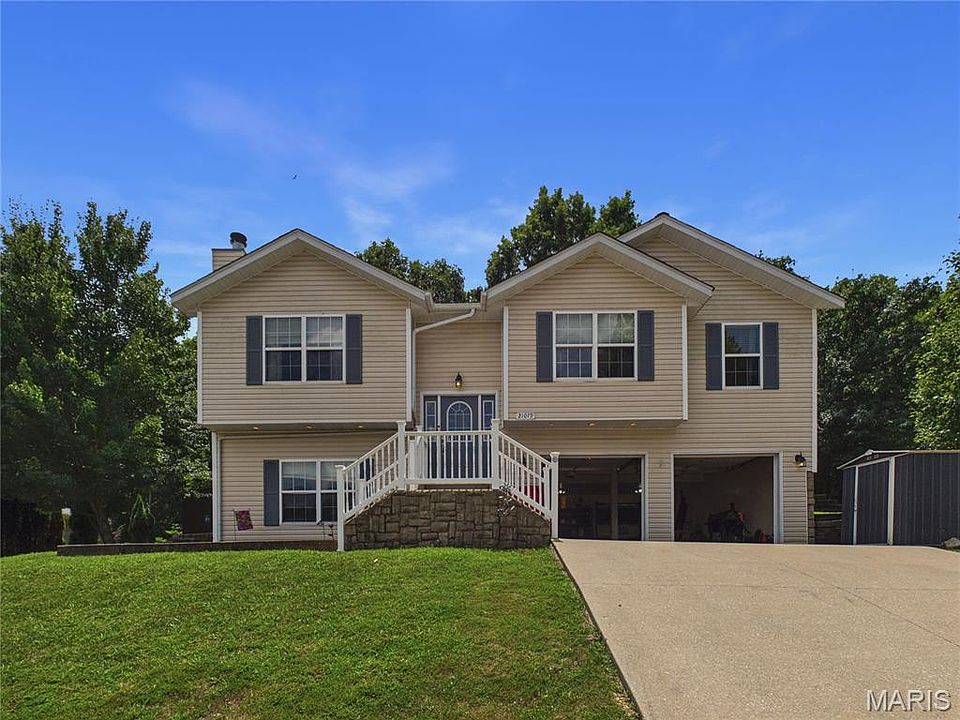 1st image of 21079 Hideaway Ln