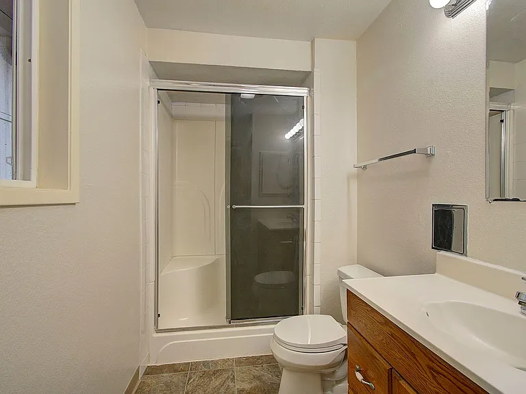 12516 NE 5th St — Photo 21