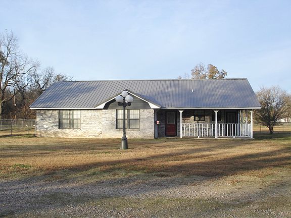 2nd image of 422 County Road 36994