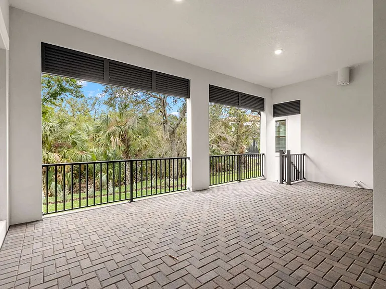 1011 Seagrape Dr — Photo 10