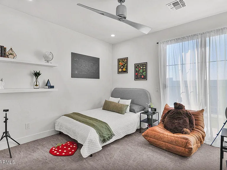 8430 S 10th Ln #3 — Photo 38