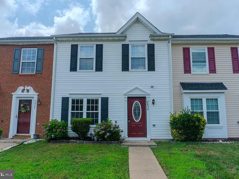 9836 Plaza View Way — Photo 45
