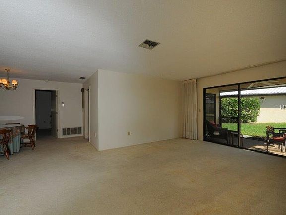 4th image of 507 Villa Park Dr #507