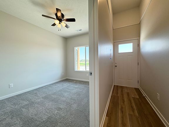 3rd image of 4953 N 35th St