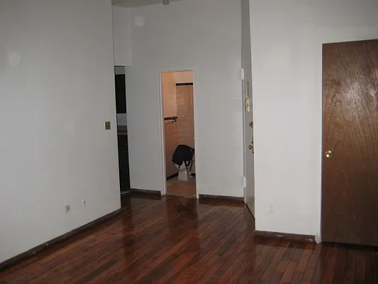 Rented by Magnone Real Estate | media 13