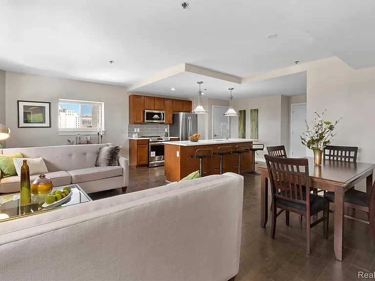 525 W Lafayette Blvd #21B — Photo 20