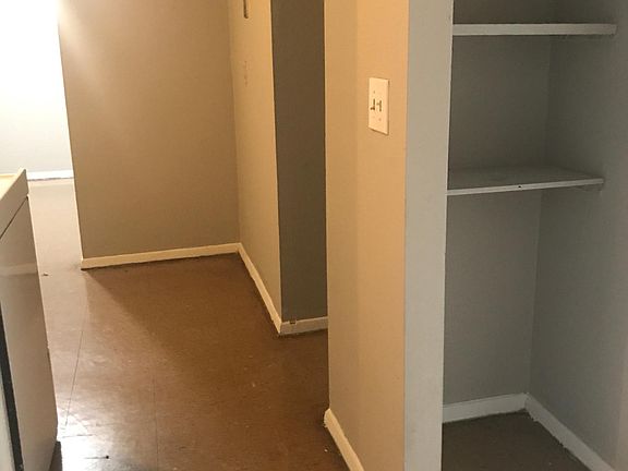 5th image of 3338 Hillside Ave