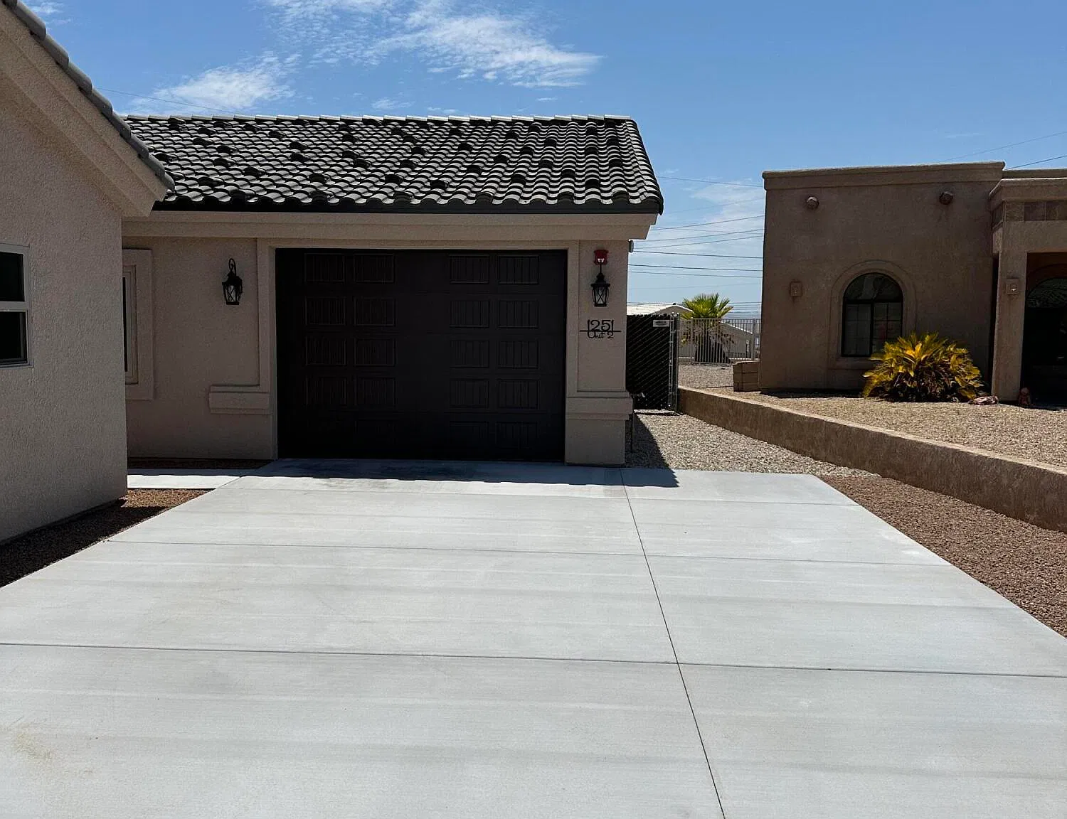 2 bed, 2.0 bath, 922 sqft, $1,600 — Photo 1