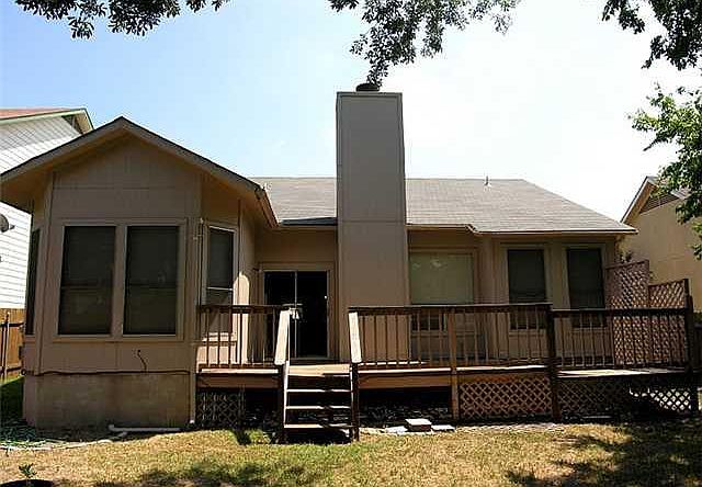1st image of 8208 Cahill Dr