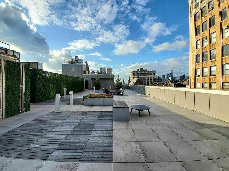 1st image of 68 Livingston St #2F