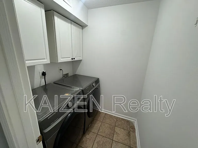 12607 Hunters Forest Cv — Photo 8