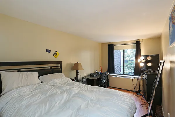 Rented by Corcoran | media 20