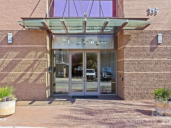 3rd image of 315 Arlington Ave Unit 903