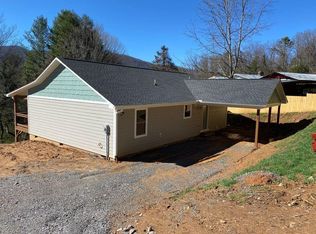 34 Hammock Ln, Waynesville, NC 28786