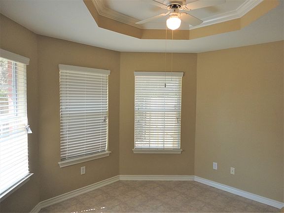 5th image of 308 Craddock Dr
