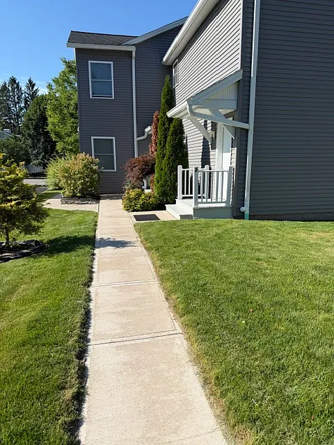 151 W Main St — Photo 2