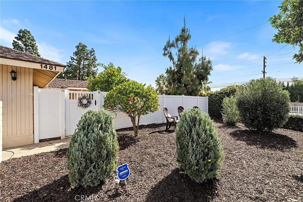 4 bed, 1703 sqft, $5,000 — Photo 4