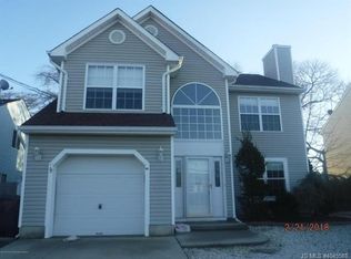 13 Sandy Point Dr, Brick, NJ 08723