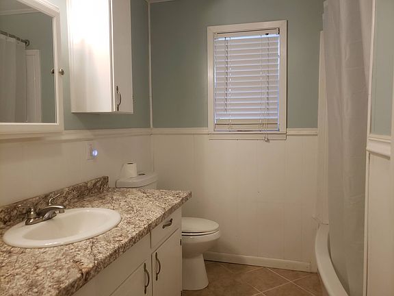 4th image of 312 E Pine Ave