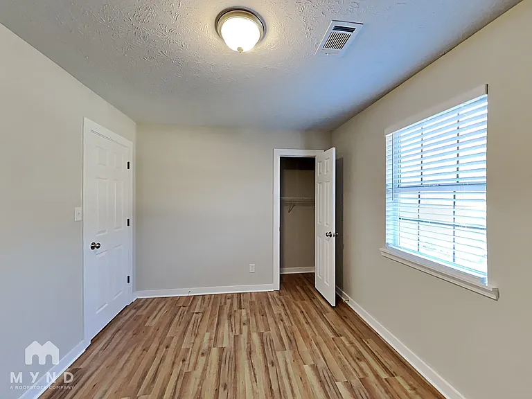325 Morris Dr SE — Photo 13