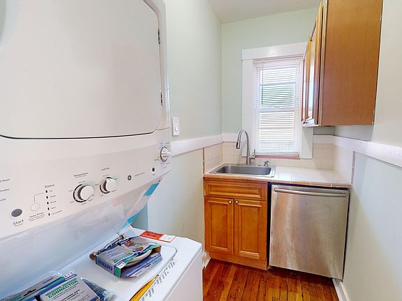 3rd image of 4442-4444 Washington St #3