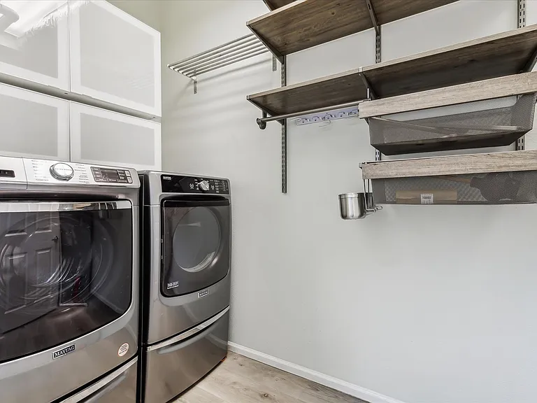 1100 Cherokee St #401 — Photo 35
