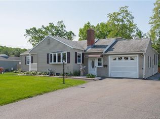 17 George Rd, Windsor Locks, CT 06096