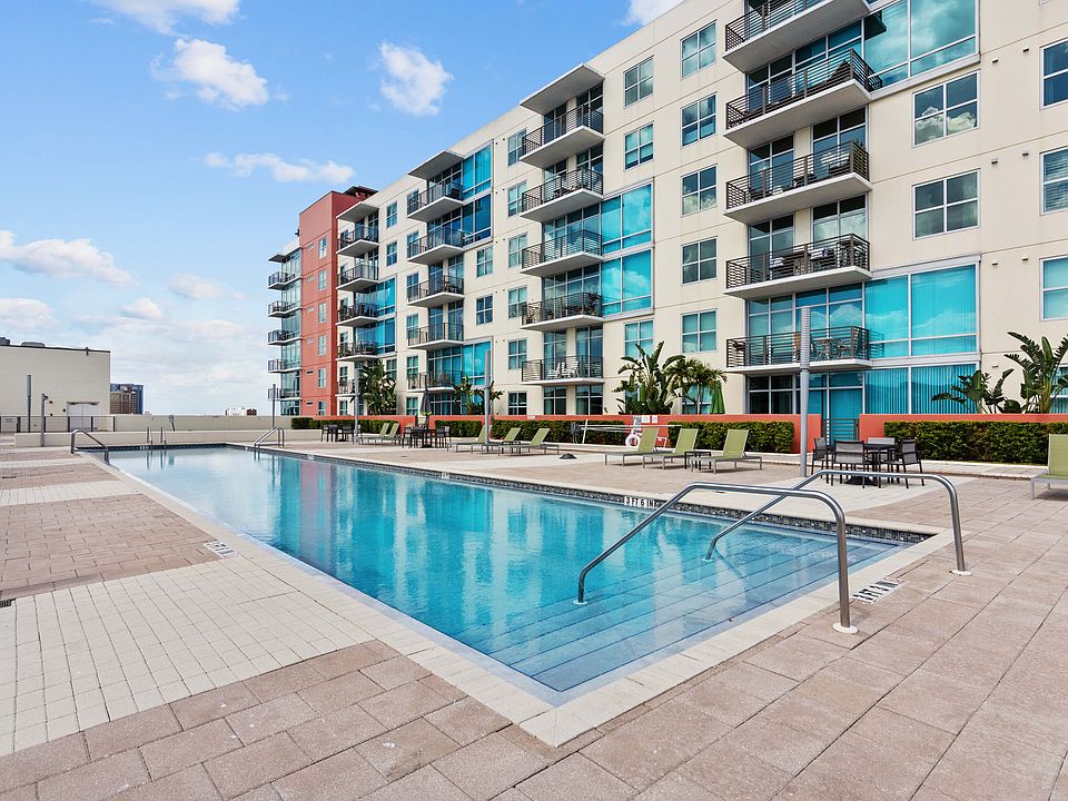 1st image of 1120 E Kennedy Blvd Unit 728