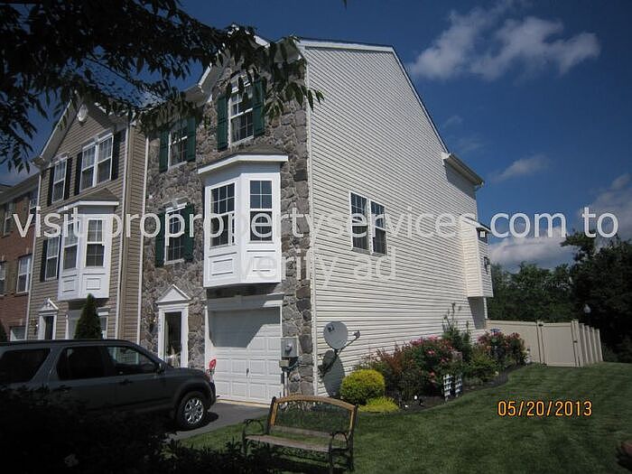 1st image of 743 Monet Dr