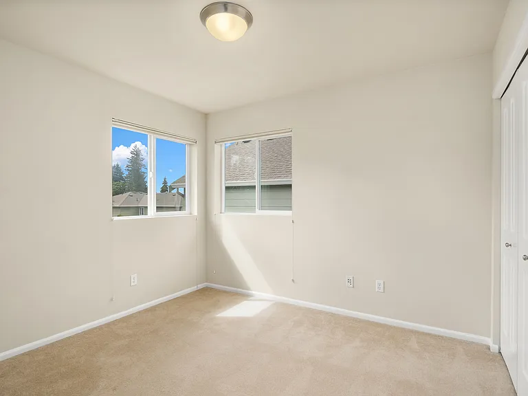 Good sized 3rd bedroom, 9'10 x 10'5