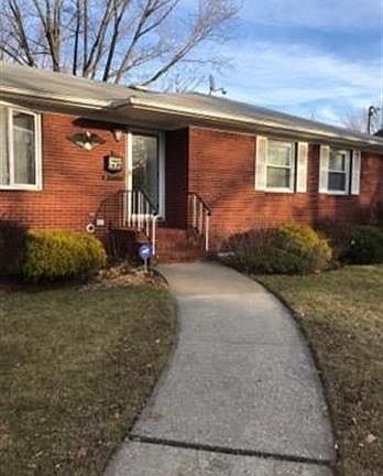 4th image of 29 Greaves Ave