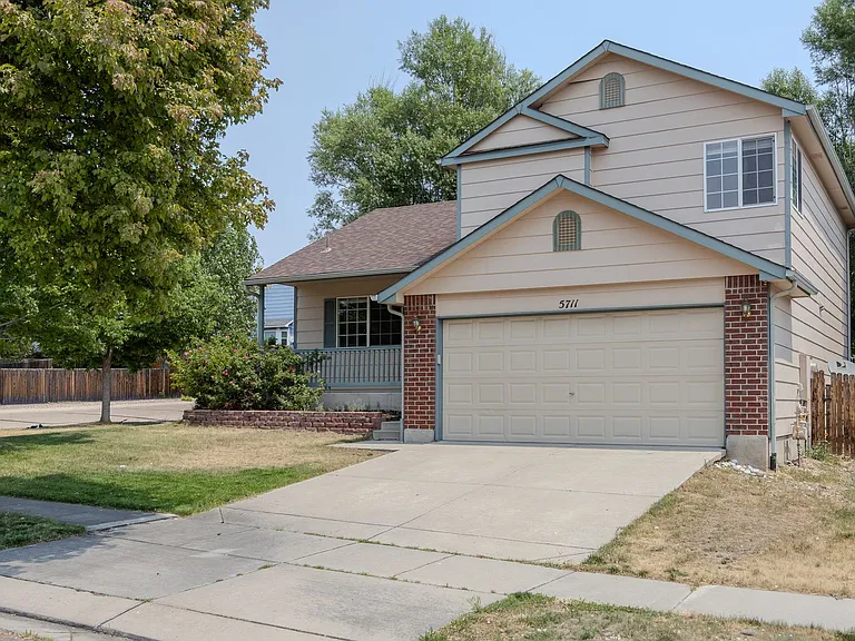 5711 Mesa Mountain Way — Photo 2