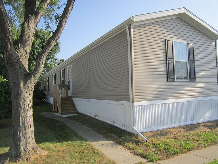 Willowbrook Place — Photo 17