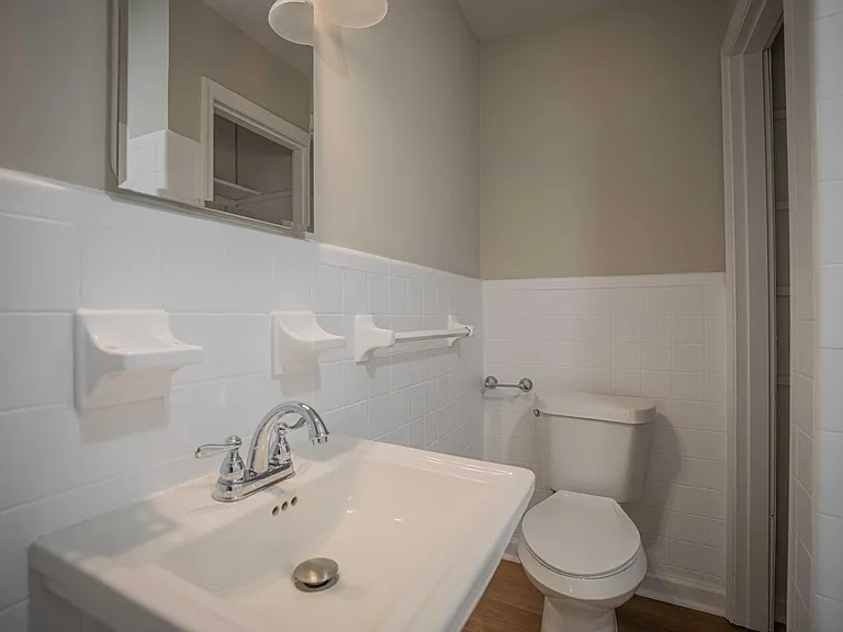230 Habersham Dr — Photo 15
