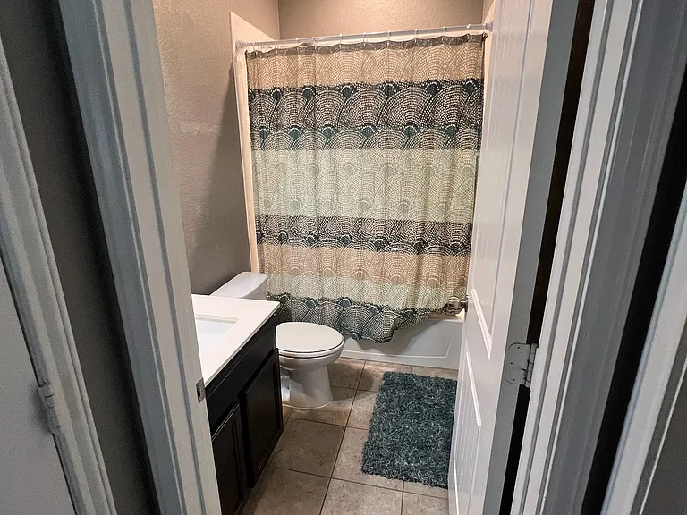 5561 Othello Dr — Photo 25
